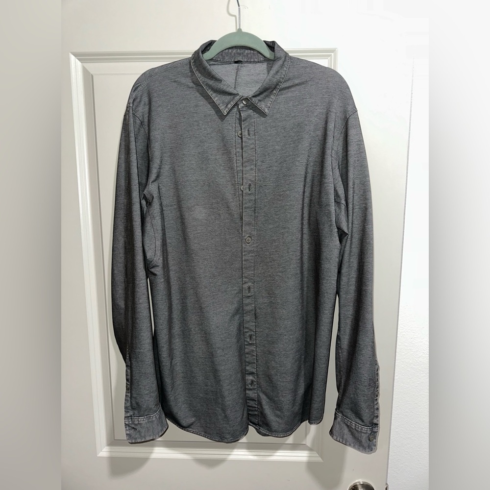 LULULEMON MENS BUTTON DOWN BLACK WASHED SIZE XL
